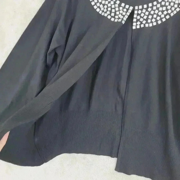 Lane Bryant Women's 22/24 Embellished Front Closure Black Sweater 29PT - Picture 7 of 10